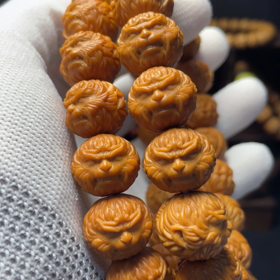 蒙***奇猴头核桃吊坠猴头