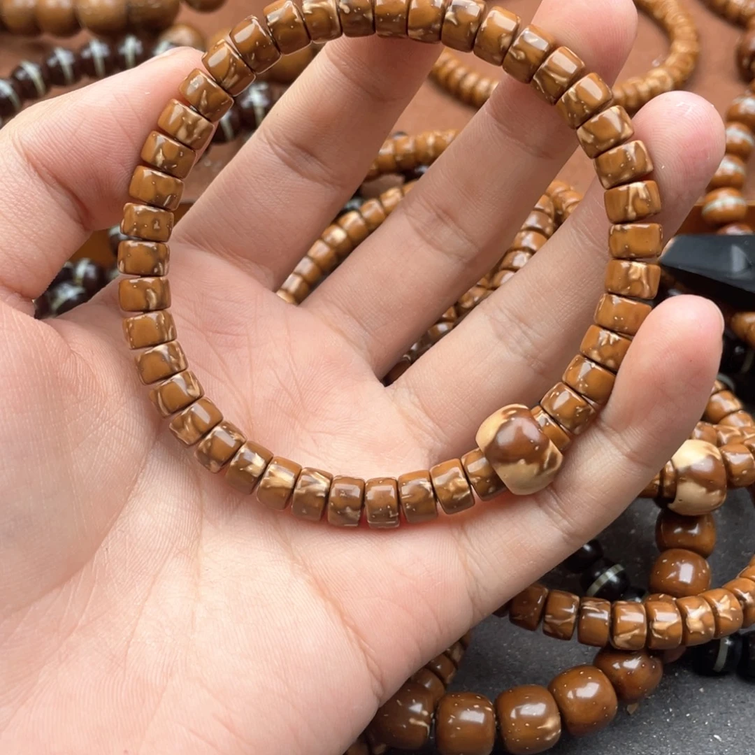 ****融手串紫金鼠紫金鼠21