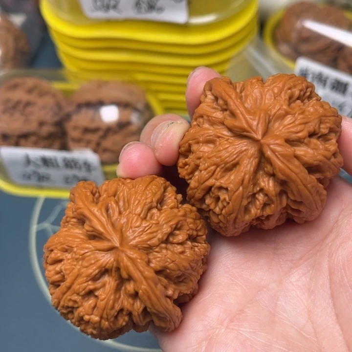 文玩核桃把件46-29493-05