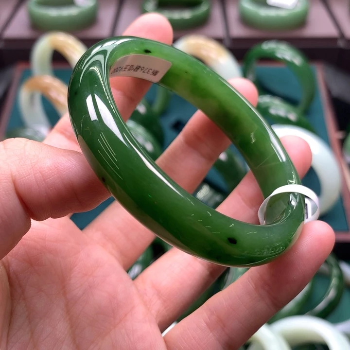 未镶嵌手镯和田玉（碧玉）56