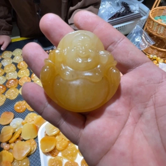 石英质玉（非洲翠）合金颈饰
