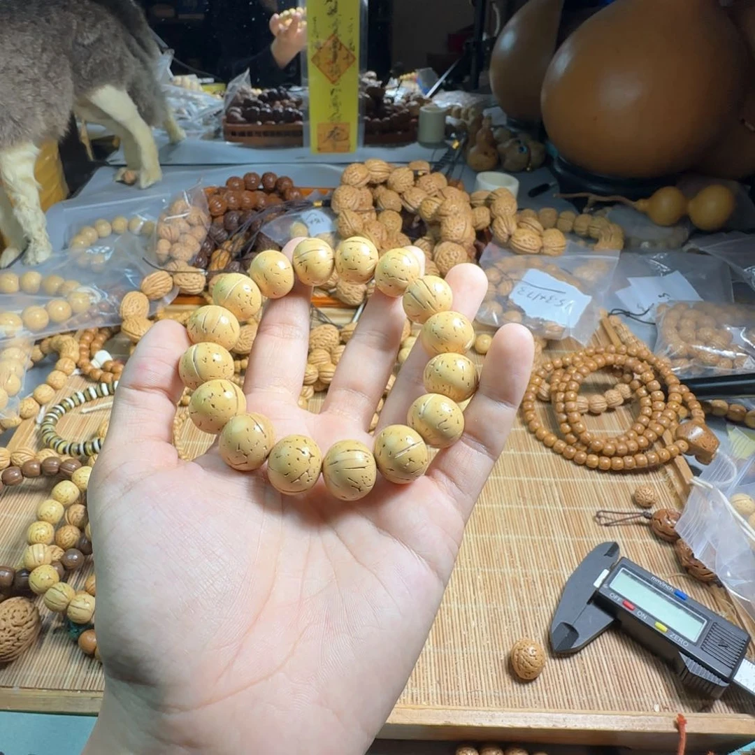 核桃手串/手链卷****?哈哈哈哈哈哈哈