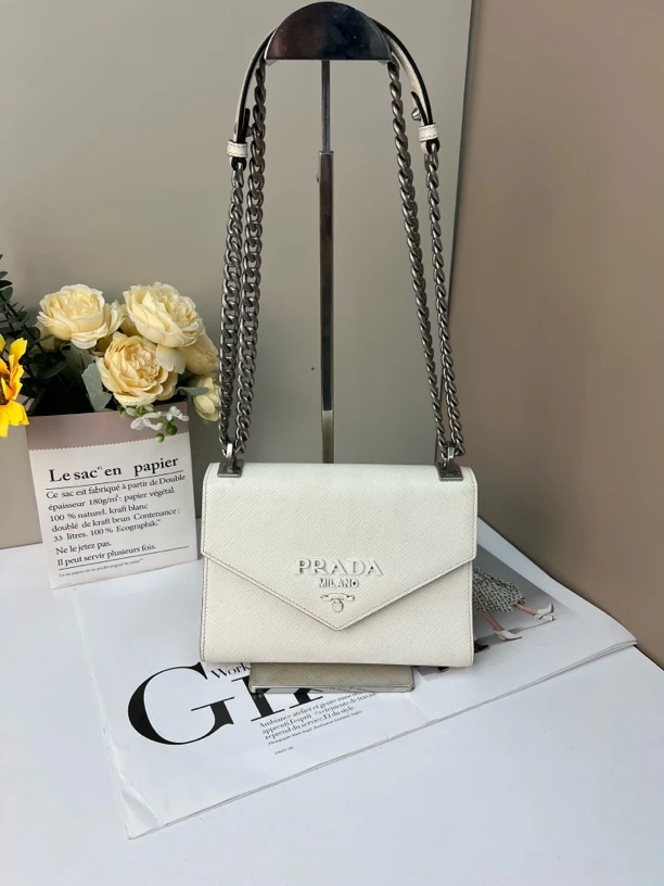 95新 Prada/普拉达 普拉达白色荔枝纹信封链条包