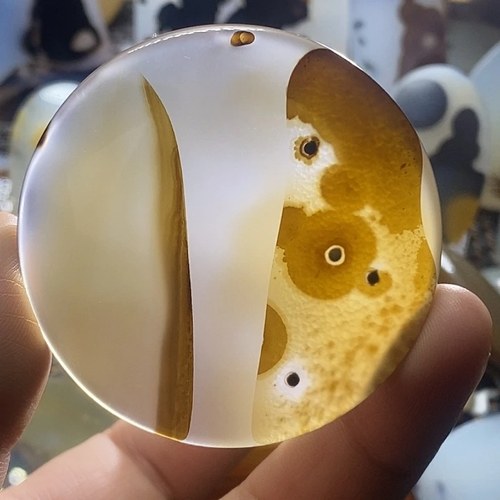 未镶嵌颈饰玛瑙/玉髓梦**裳