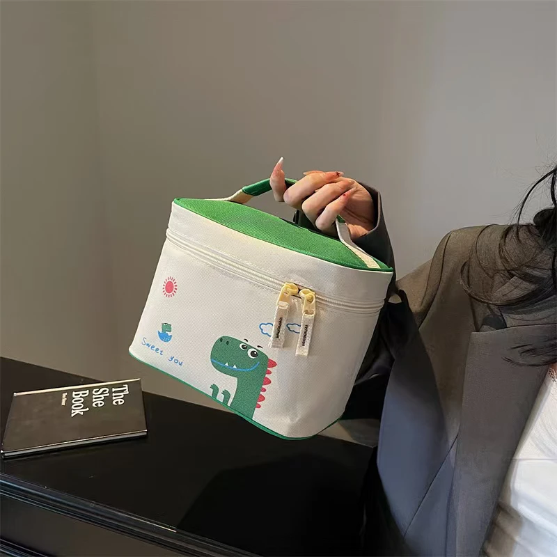 卡通化妆包可爱手提洗漱包旅行化妆品收纳包化妆袋