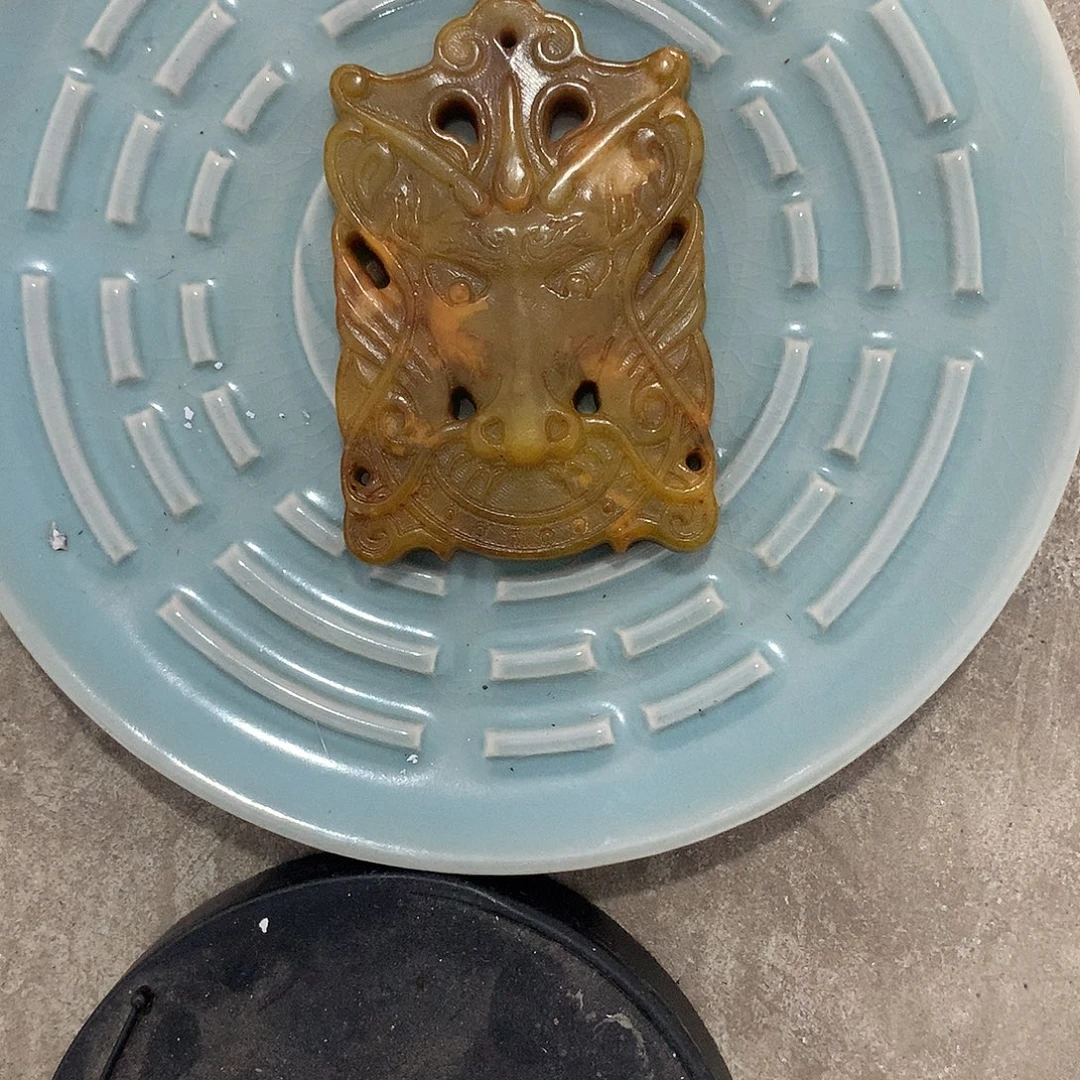 其他现代陶瓷工艺品