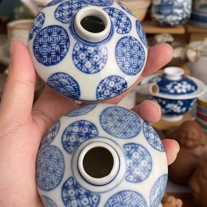 瓷片两个小花器青花的