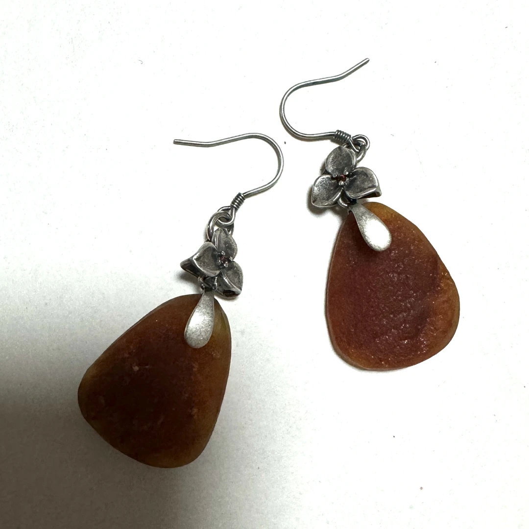 非金属合成锆石耳饰 925银耳饰耳环手工耳钉小花朵蜜 蜡吊坠复古