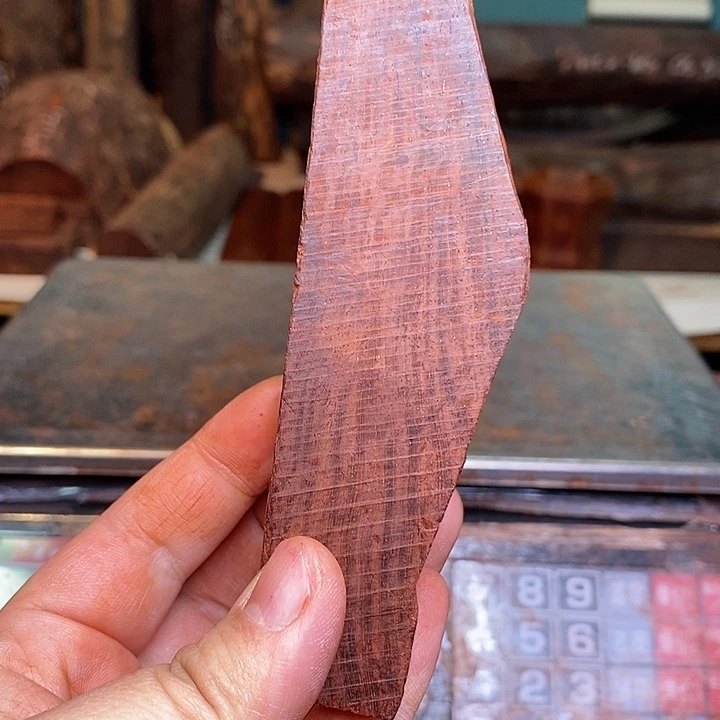 檀香紫檀（小叶紫檀）没****人