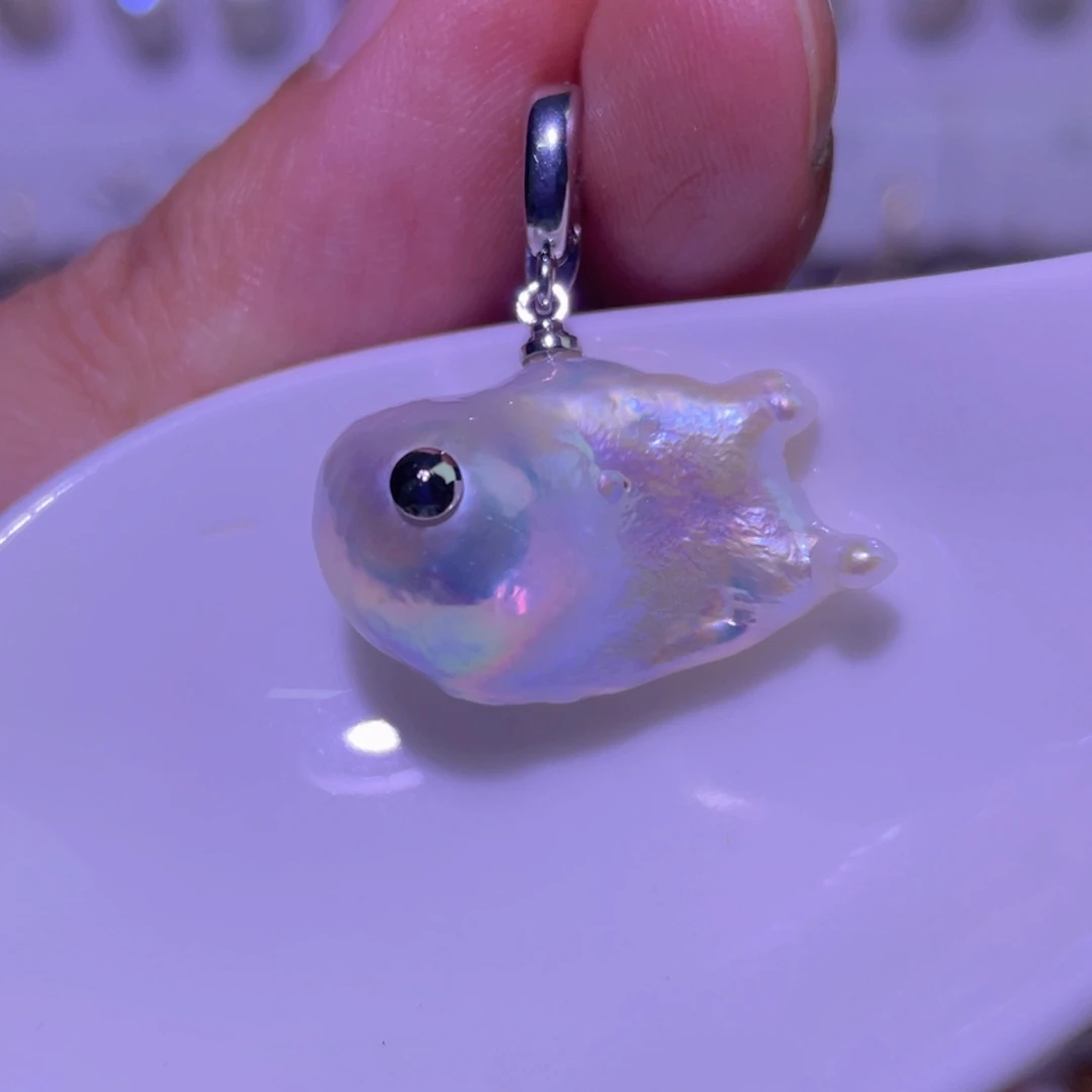 天然淡水珍珠吊坠银S925镶嵌淡水珍珠