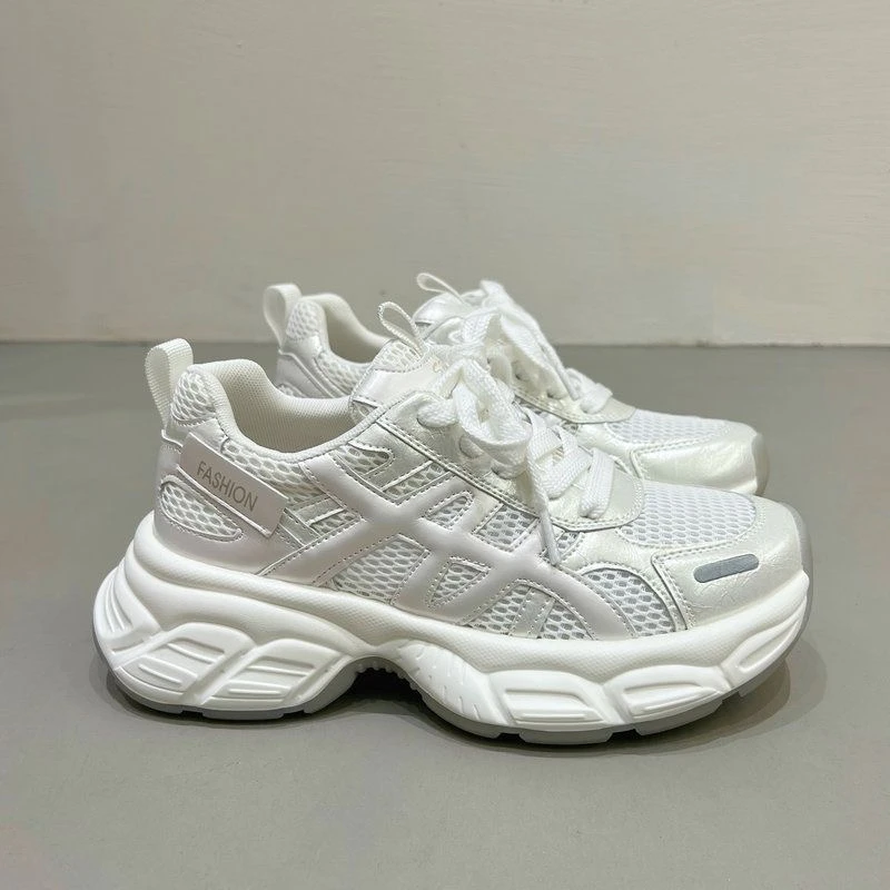 复古轻便厚底薄款老爹鞋女款超火百搭网面透气休闲运动鞋