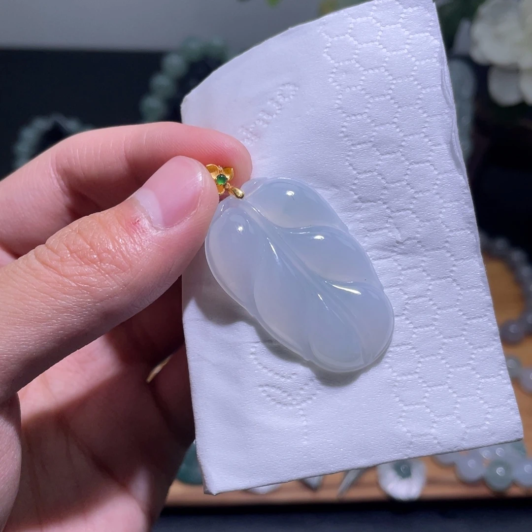 定制翡翠18K金镶嵌吊坠