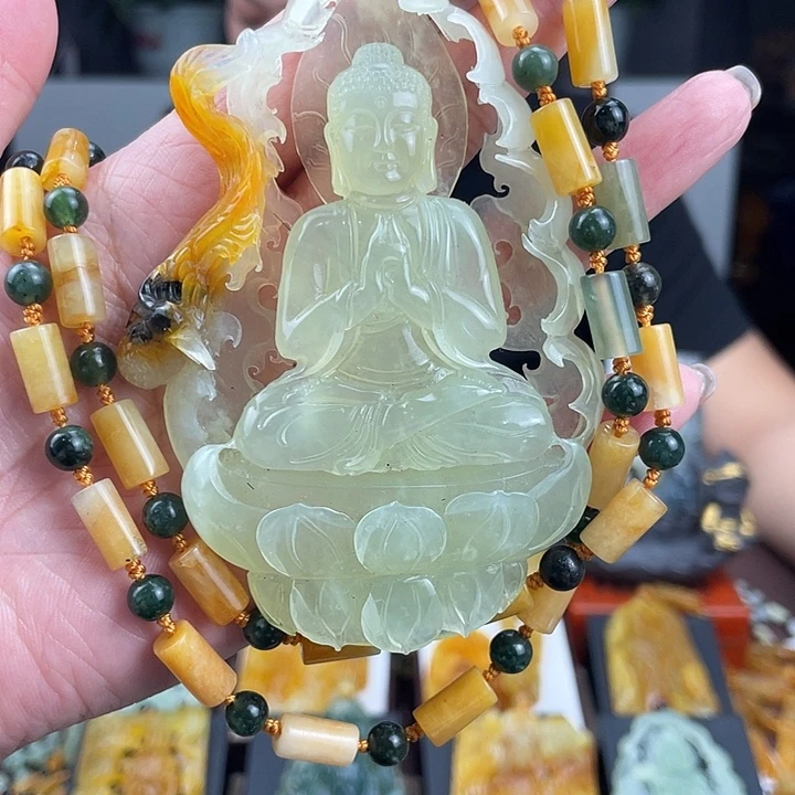 未镶嵌蛇纹石玉颈饰