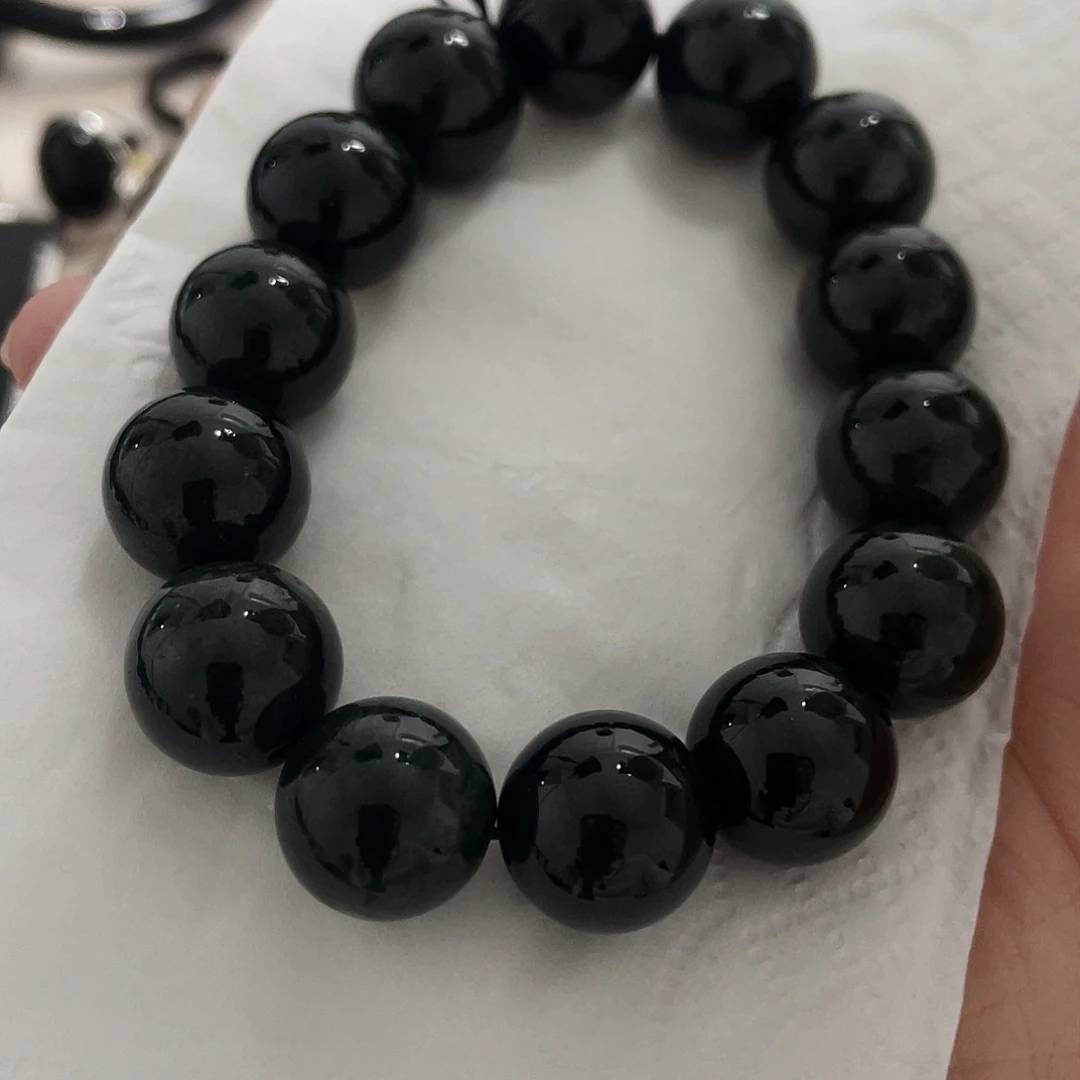 翡翠未镶嵌颈饰翡翠16