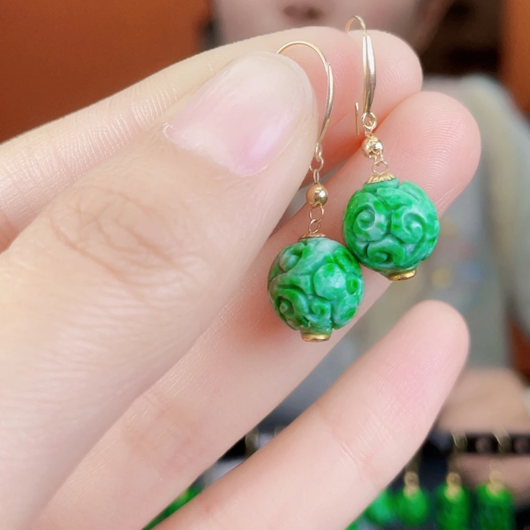 翡翠18K金镶嵌耳饰