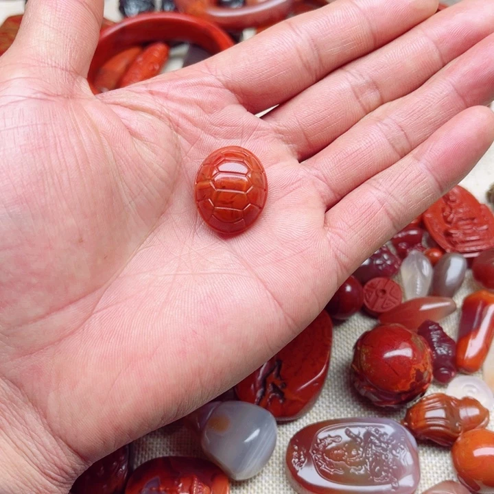 未镶嵌龟壳南红玛瑙