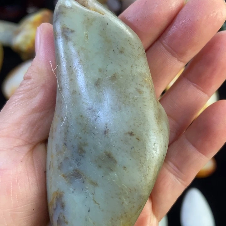 和田玉（糖玉）未镶嵌挂件