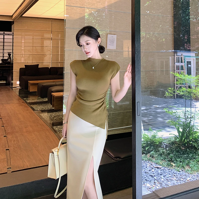 林关关 新中式绿色半高领针织短袖A64349