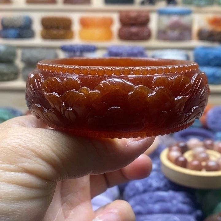 未镶嵌手镯石英质玉