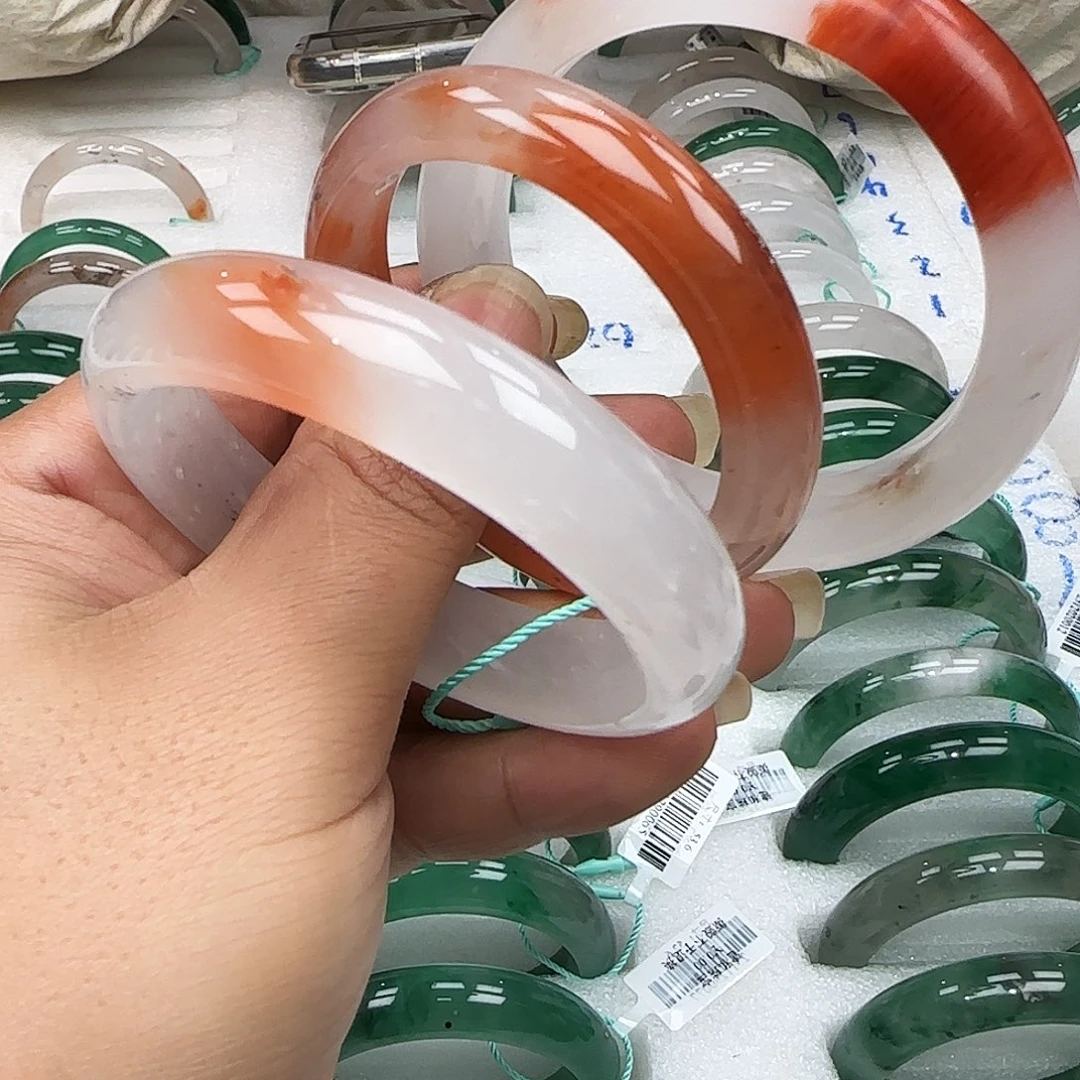 专***发石英质玉未镶嵌88