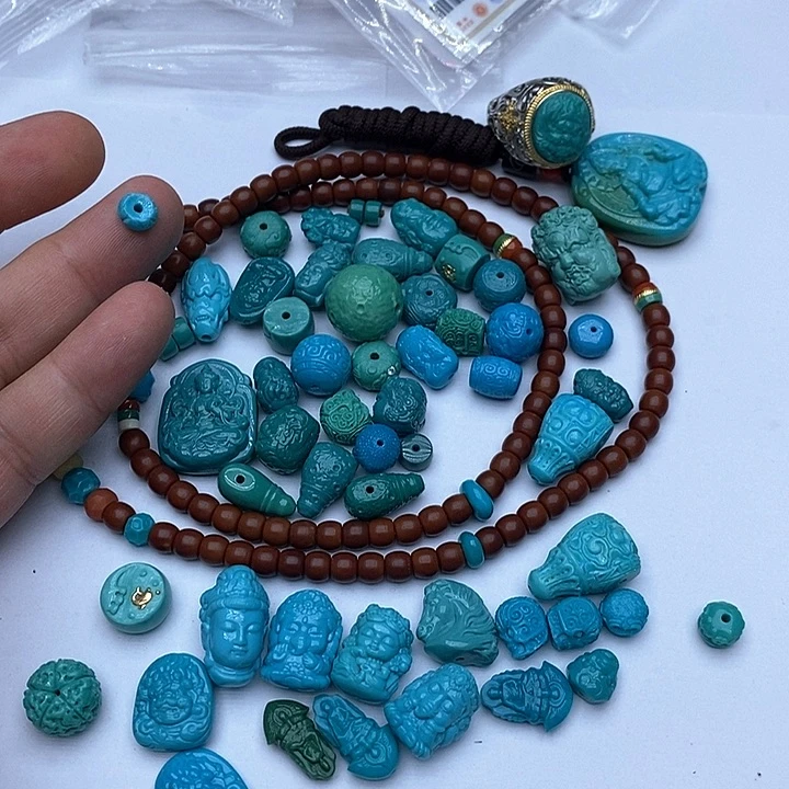 南红玛瑙未镶嵌珠宝奇石