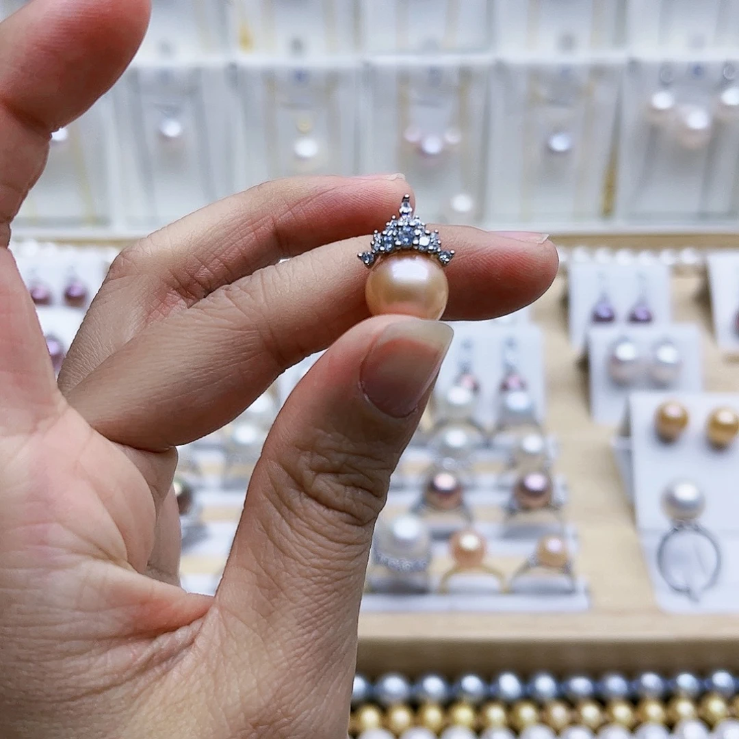 淡水珍珠颈饰合金