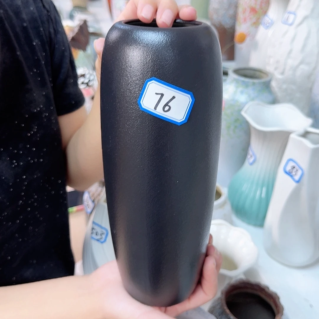 76号陶瓷高24厘米一个