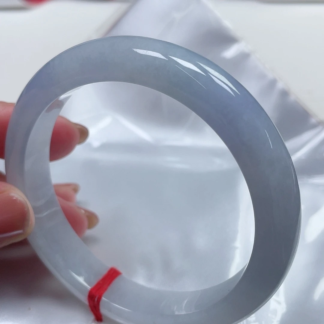 翡翠手镯未镶嵌缅甸翡翠