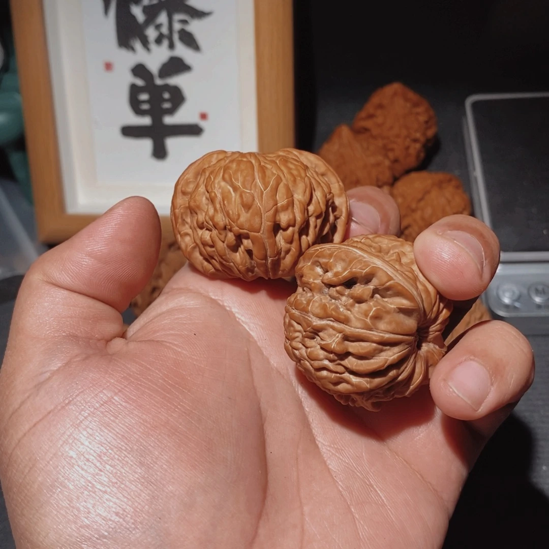 扬***.文玩核桃把件43磨盘