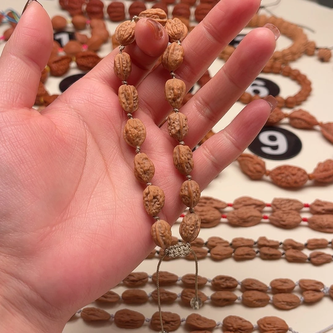 泉***歌吊坠文玩核桃异形手串