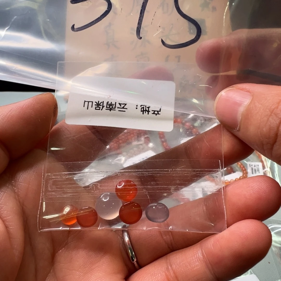 南红玛瑙配饰未镶嵌375