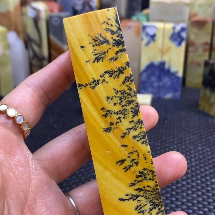 云南石坐***行青田石印章石