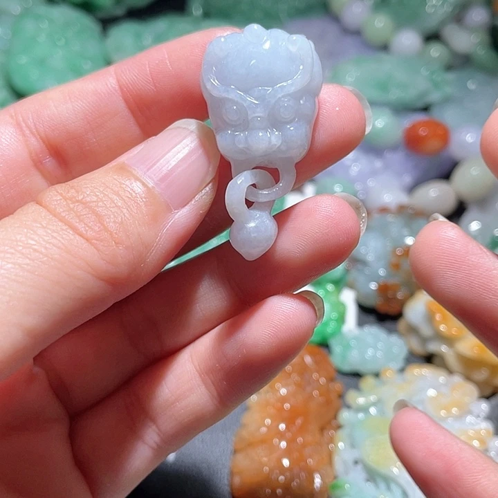 颈饰未镶嵌翡翠天