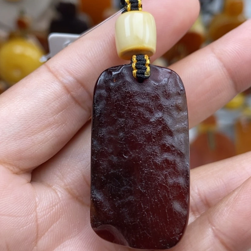 【闪购商品】琥珀颈饰未镶嵌