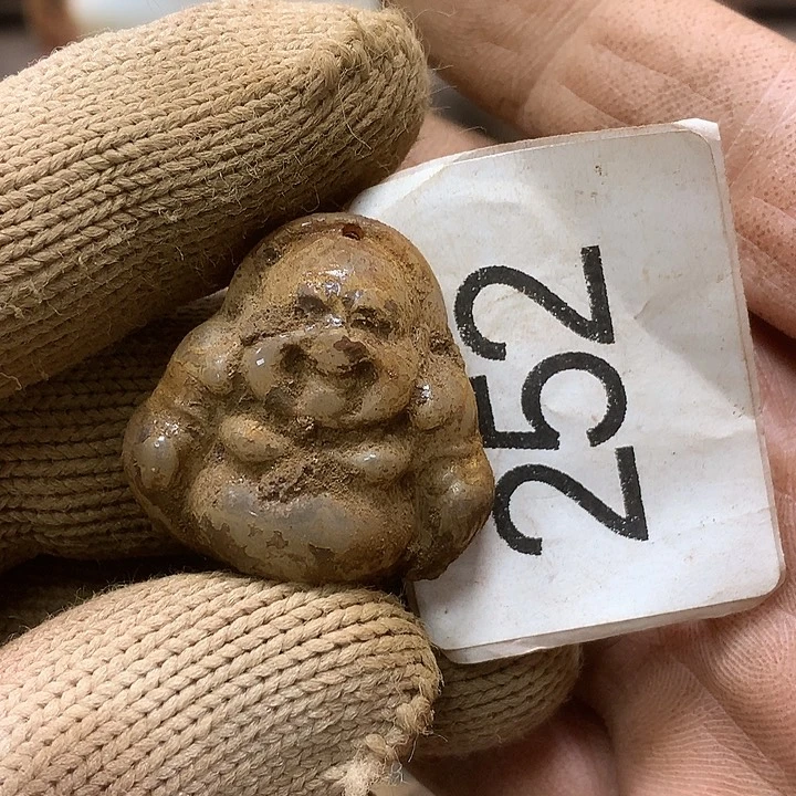 未镶嵌和田玉挂件