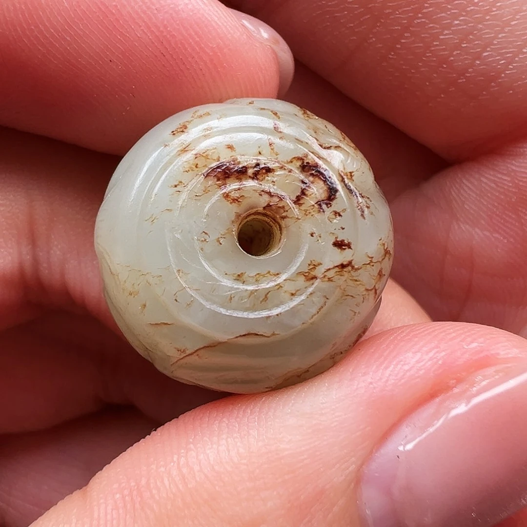 和田玉颈饰未镶嵌厷*