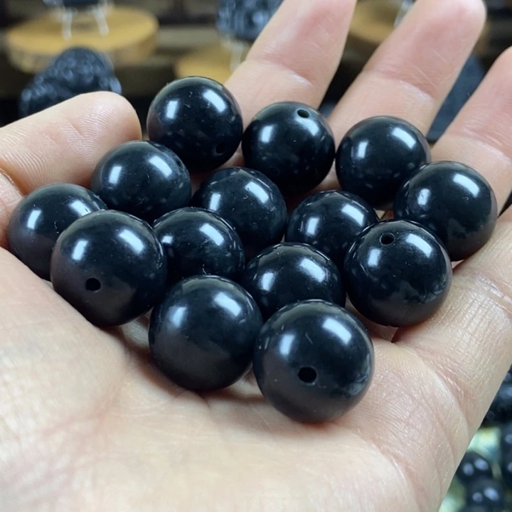 无***民和田玉（墨玉）未镶嵌手串卡16圆珠14颗穿好