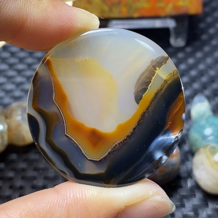 玛瑙/玉髓颈饰未镶嵌