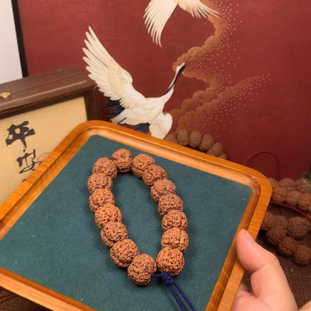 手串金刚菩提略**丶2、方墩梅花双龙22mm