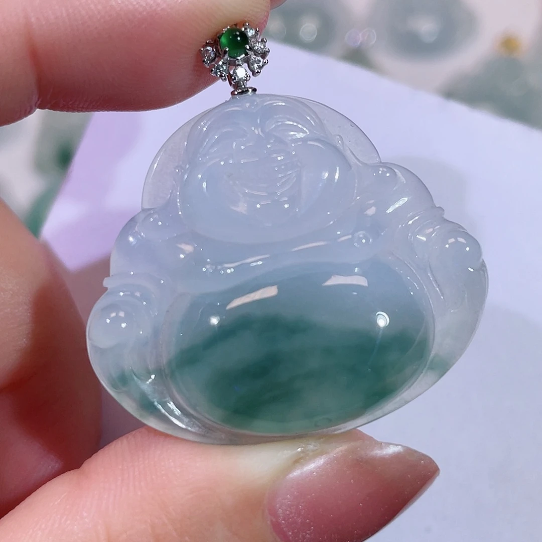 翡翠18K金镶嵌颈饰佛公