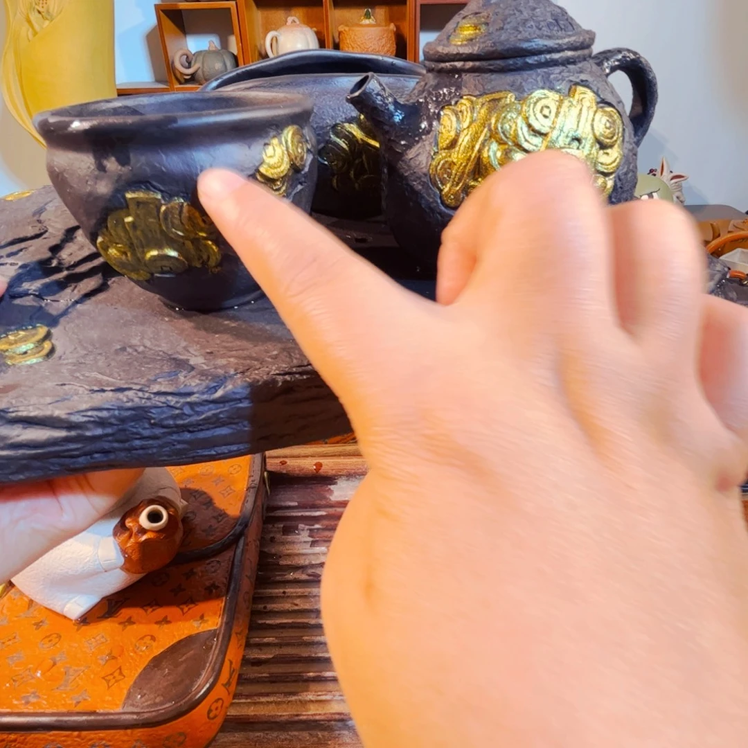 飞***豆茶壶紫砂纯手工制作过程就是