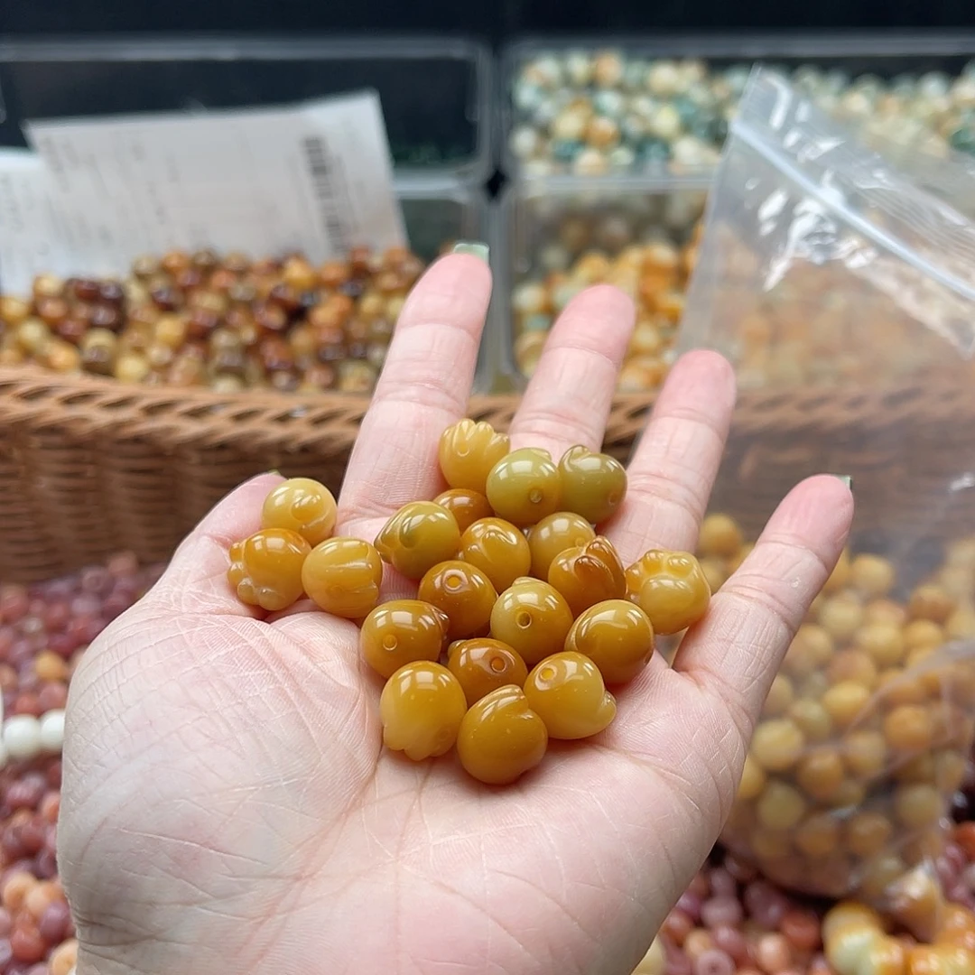 白玉菩提吊坠Z/12mm/10+10颗瑕