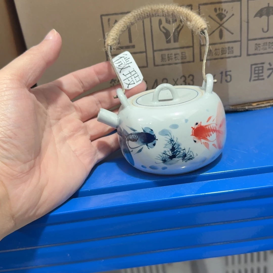 釉下手绘茶具微瑕