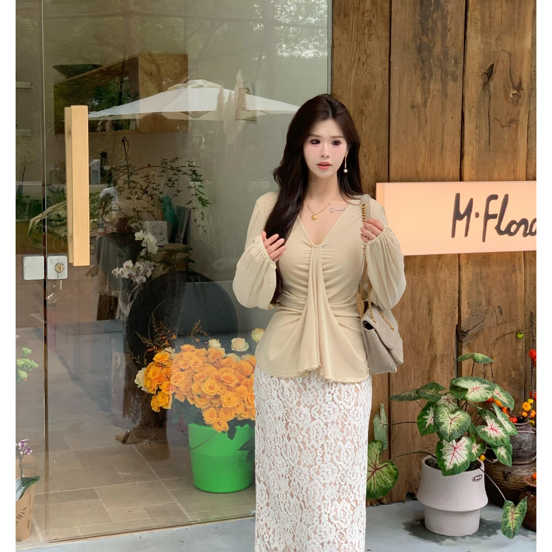 李潇洒【雾色撩人】微胖大码秋纯欲风慵懒感V领捏褶收腰修身上衣