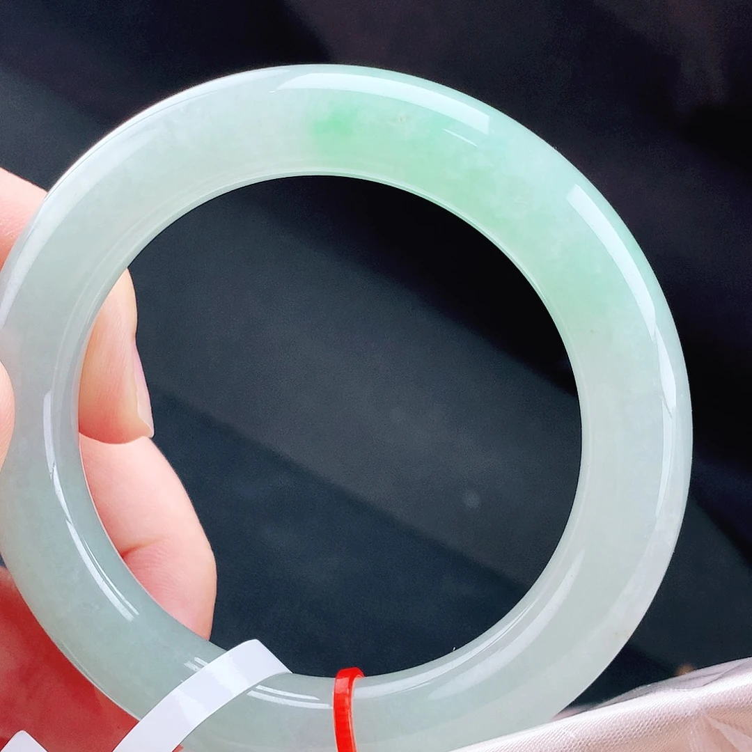 未镶嵌手镯（圆镯）翡翠55胖