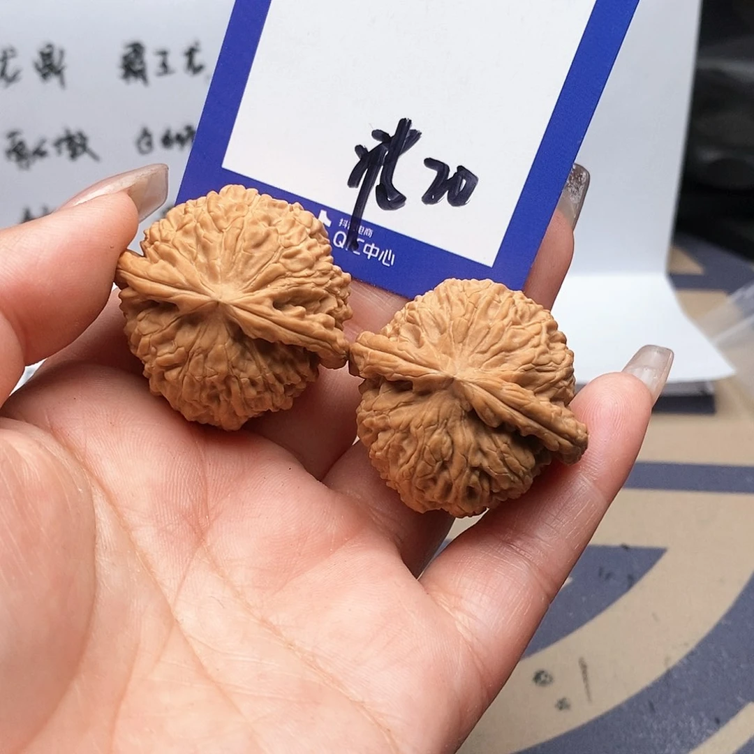 【闪购商品】文玩核桃把件秦**啊文玩核桃把件20