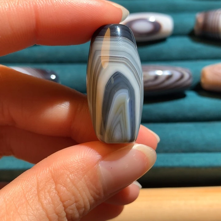 未镶嵌玛瑙/玉髓珠宝奇石