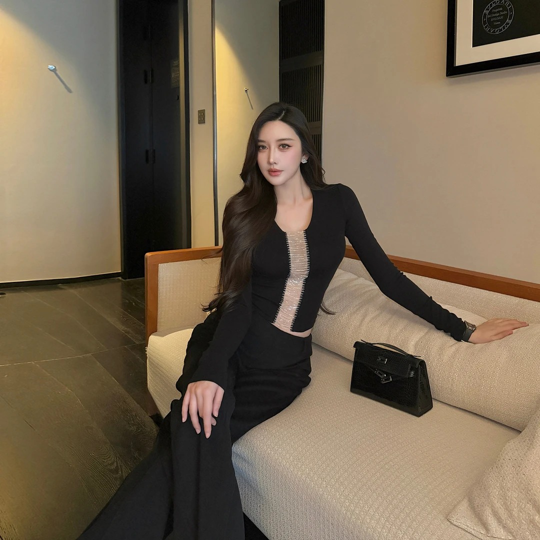 SX善喜辣妹性感镂空链条针织上衣女设计感重工长袖打底衫内搭T恤