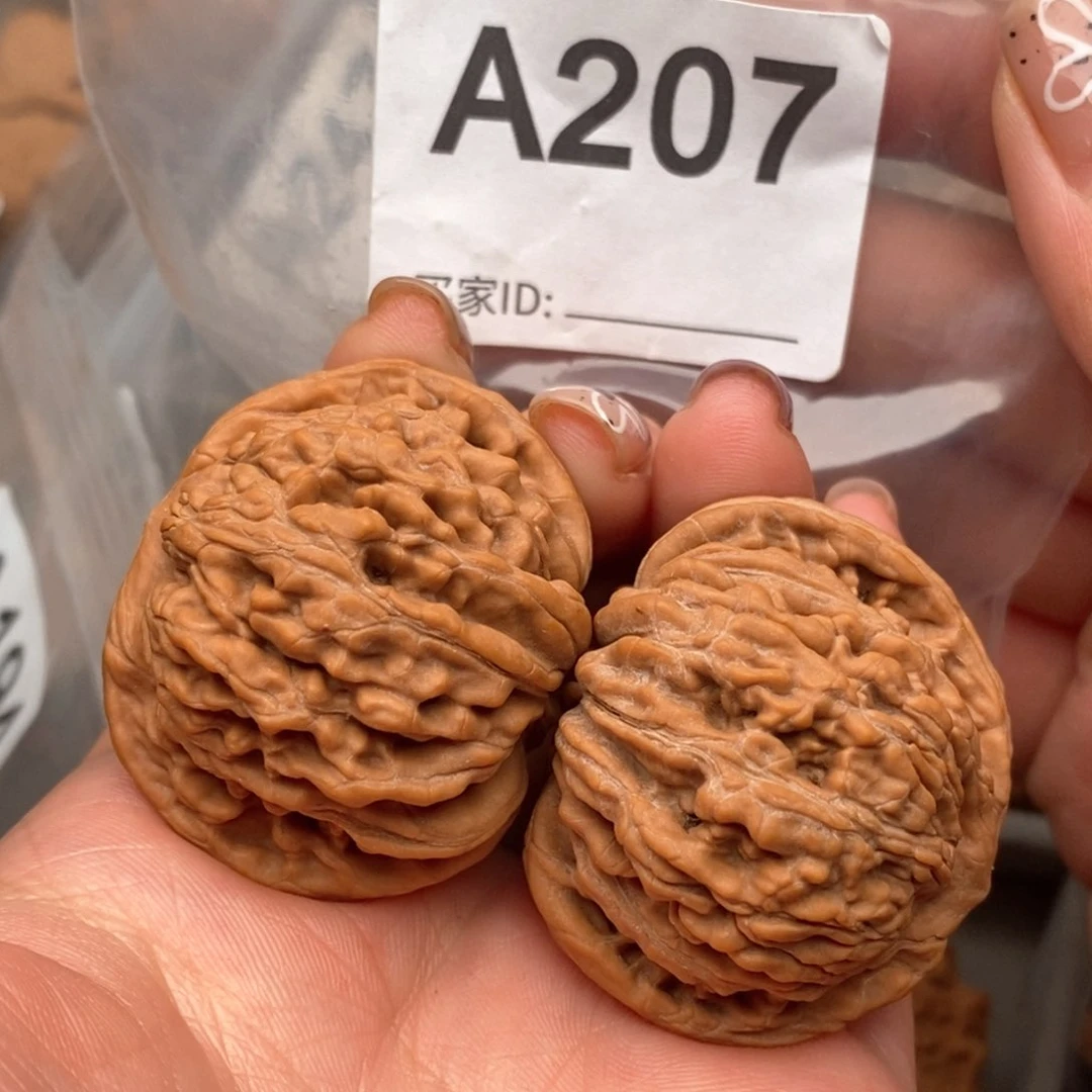 文玩核桃吊坠J****e38全品汉高楼