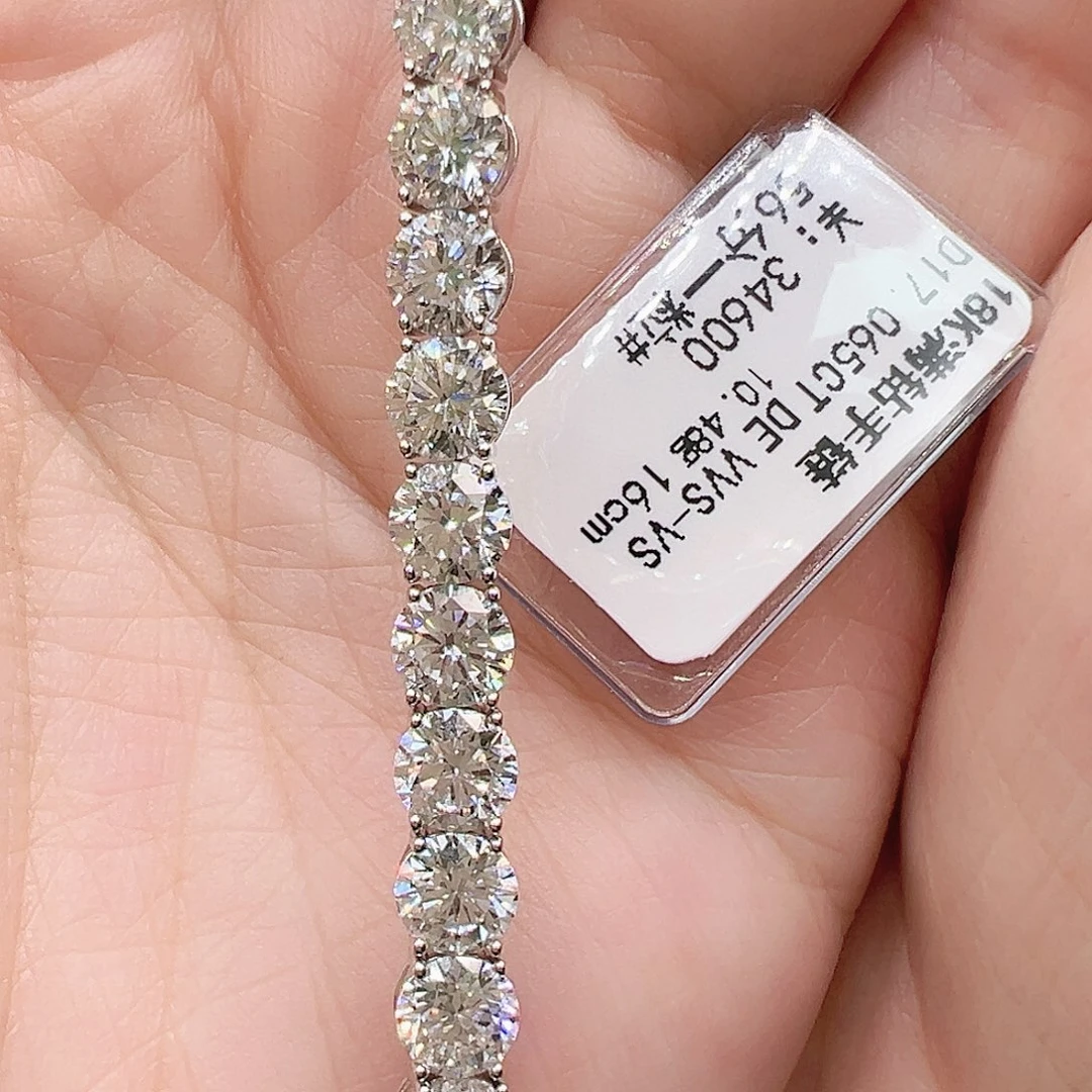 18K金镶嵌实验室培育钻石套链单颗56分，网球款手链